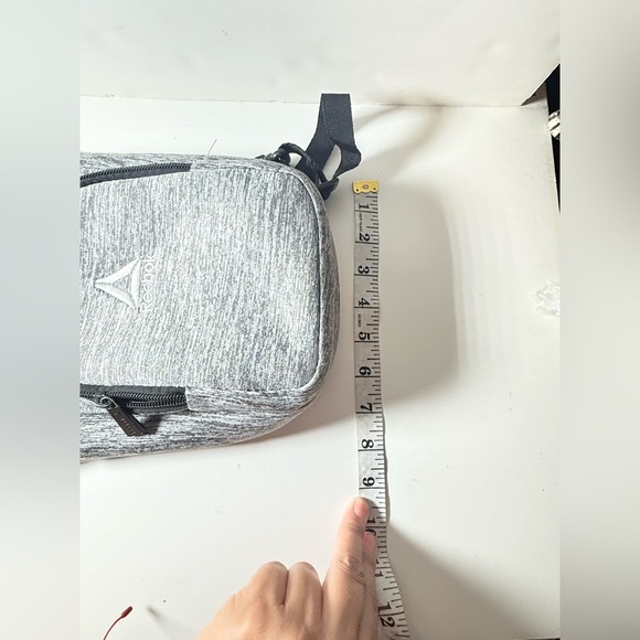 Reebok Heather Gray Crossbody Bag - Picture 6 of 6